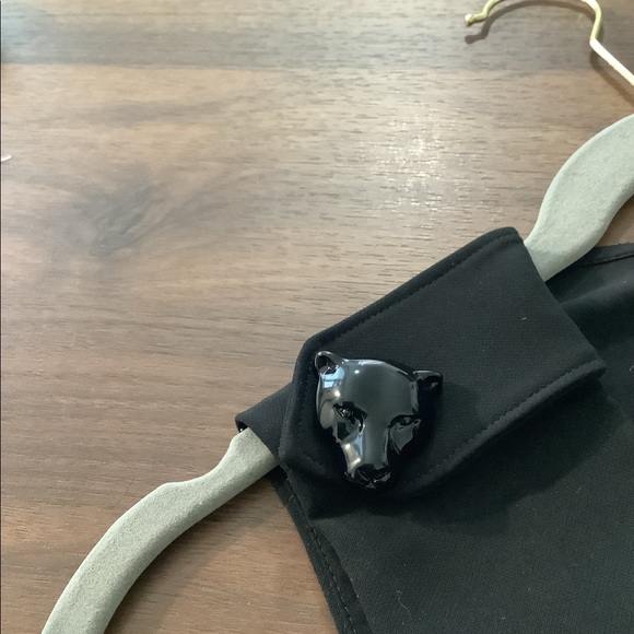 Emporio Armani women’s sleeveless black top v neck size s-m - Picture 8 of 8